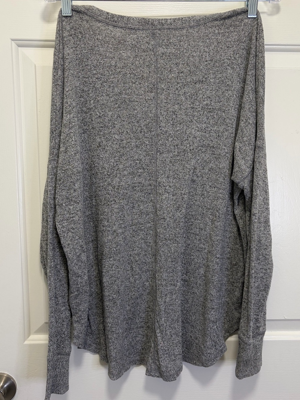Abercrombie & Fitch Heather Gray Button-Up Women's Cardigan - Picture 2 of 6